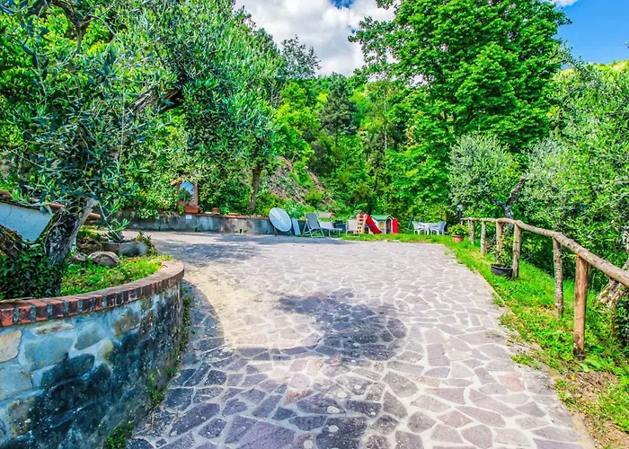 Il Paradiso By Interhome * Massa e Cozzile
