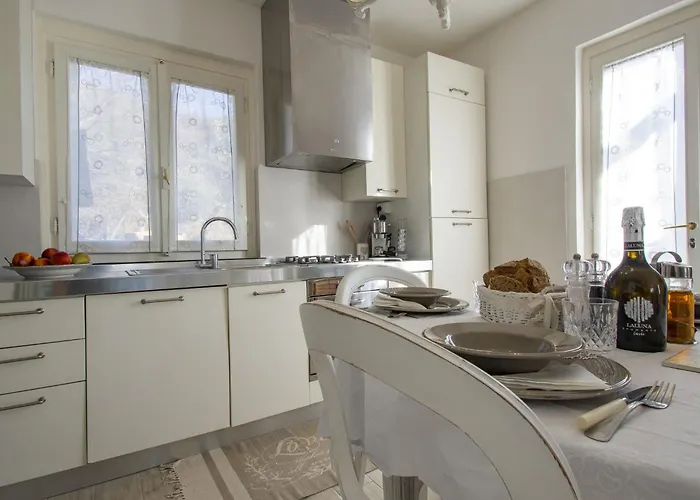 Il Paradiso By Interhome Massa e Cozzile